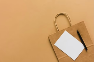 Sac en papier kraft prêt à être personnalisé