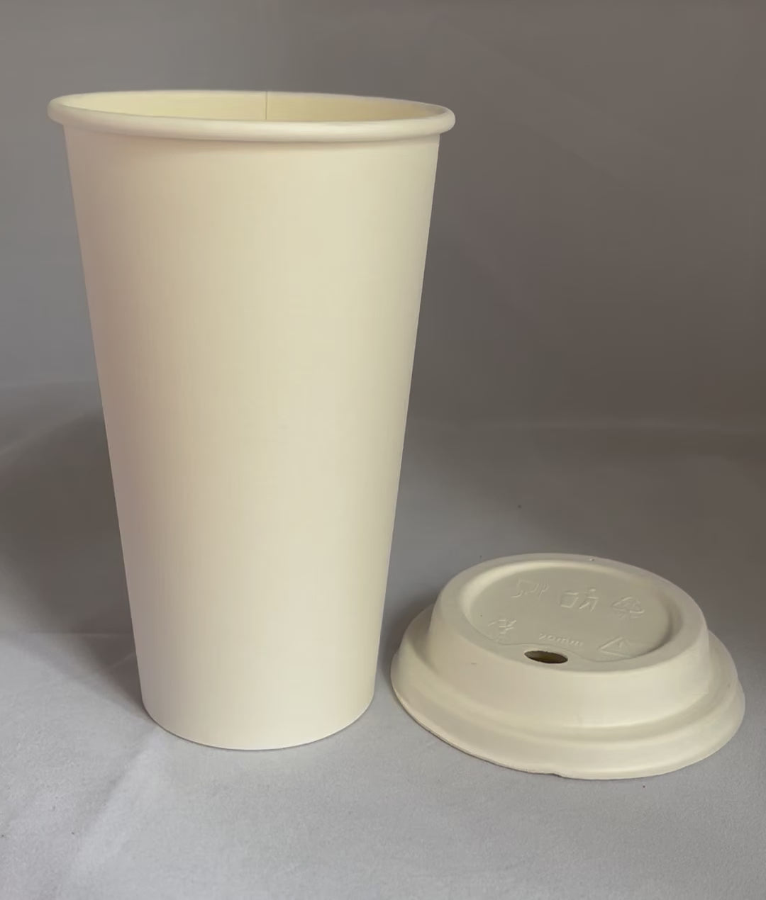 White paper cups 60 cl / 20 oz