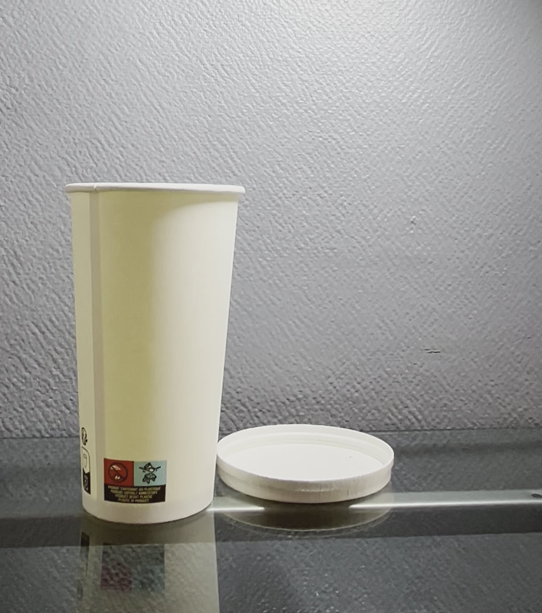 White paper cups 60 cl / 20 oz